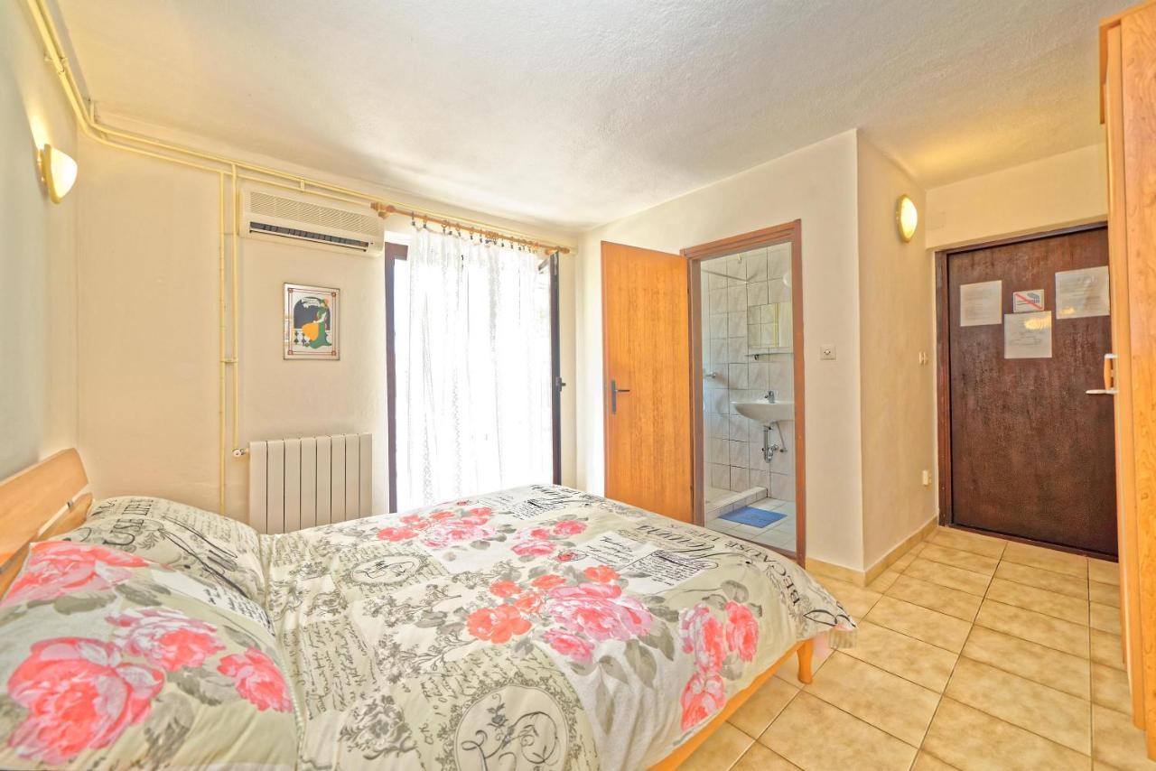 Guest House Jolanda Μεντουλίν Εξωτερικό φωτογραφία