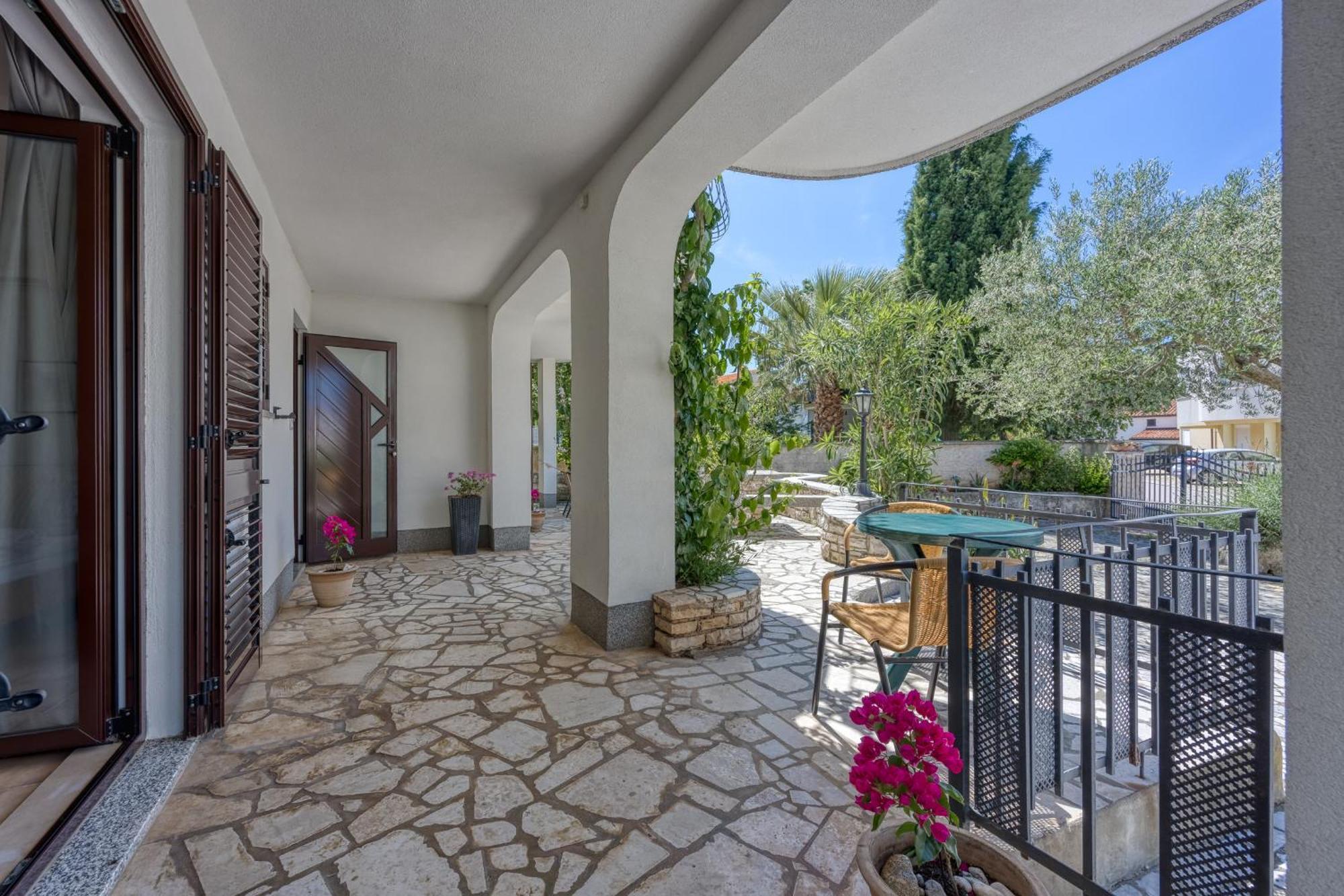 Guest House Jolanda Μεντουλίν Εξωτερικό φωτογραφία